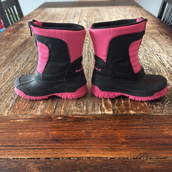 Arctic Shield Winter Toddler Boots | Size 8 - Picture 3 of 7